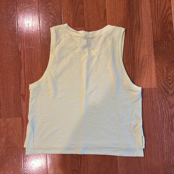 Lululemon Cropped Tank Top Neon Heathered Yellow Train To Be Size 4 - Picture 3 of 4